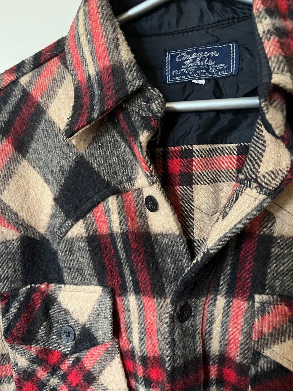 Vintage Oregon Trail Wool Blend Plaid Jacket Shirt Red Black Tan Flannel Style
